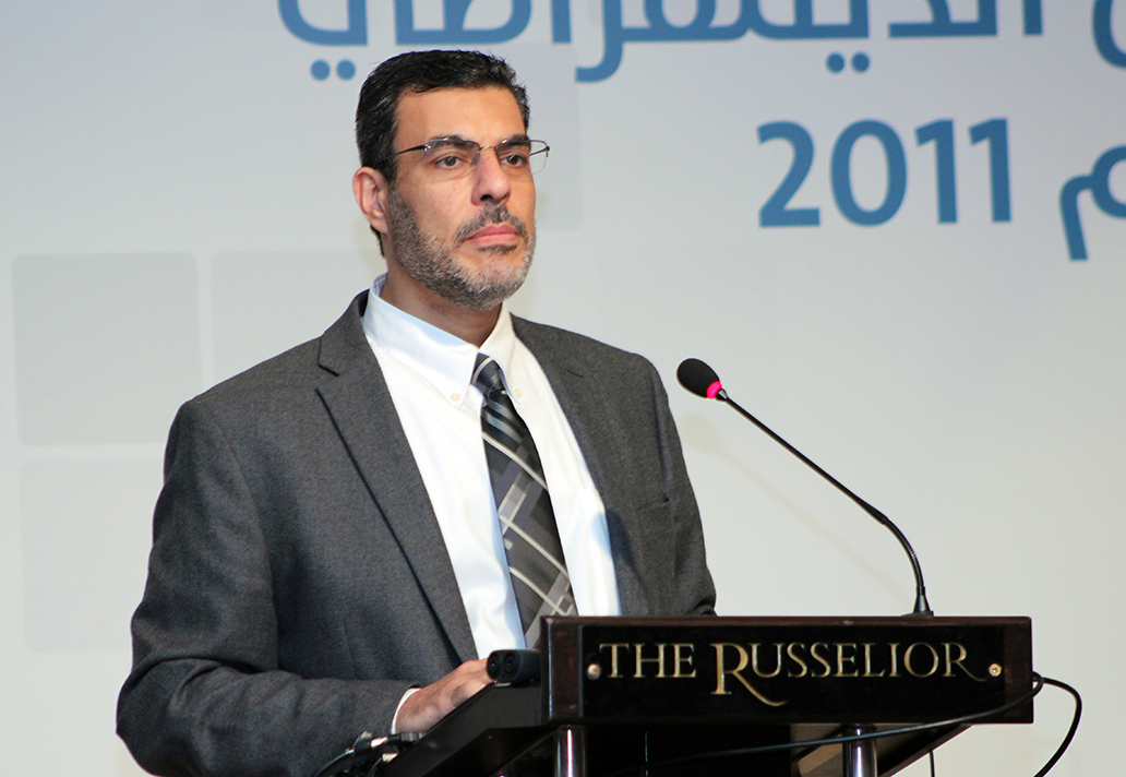 عبد الفتاح ماضي:  العوامل الخارجية في أدبيات الانتقال الديمقراطي وخبرات الثورات العربية